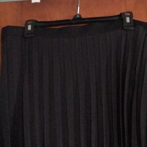 Banana Republic pleated skirt. Party Ready!!!